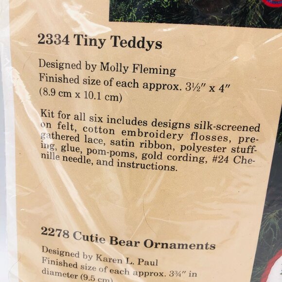 The Creative Circle 2334 Tiny Teddies Felt Stitchery Kit Bear Ornaments Vtg 80s - Picture 5 of 6